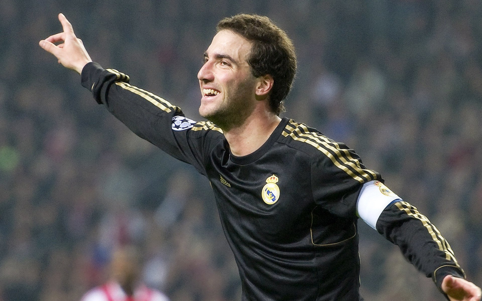 逆境中的“绝地反击”:球队如何实现奇迹逆转,逆境绝地反击口号